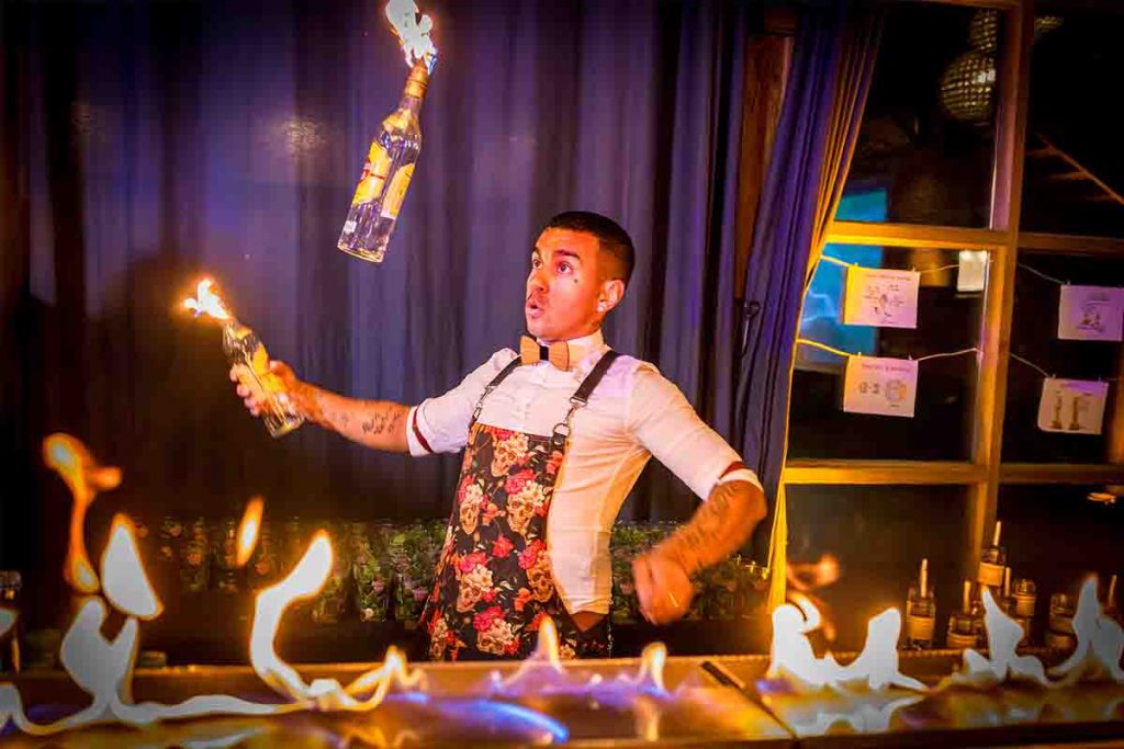 show-boissons-convention-aprilys Convention soirée show bartender